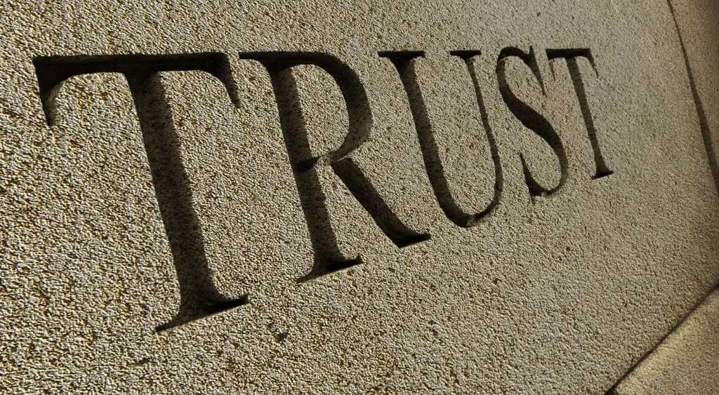 financialounge -  fiducia investitori