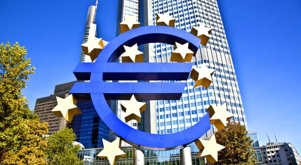 financialounge -  crescita economica Eurozona geopolitica inflazione petrolio politica fiscale politica monetaria