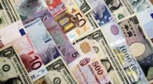financialounge - Christophe Bernard corona dollaro Emmanuel Macron euro franco svizzero svezia