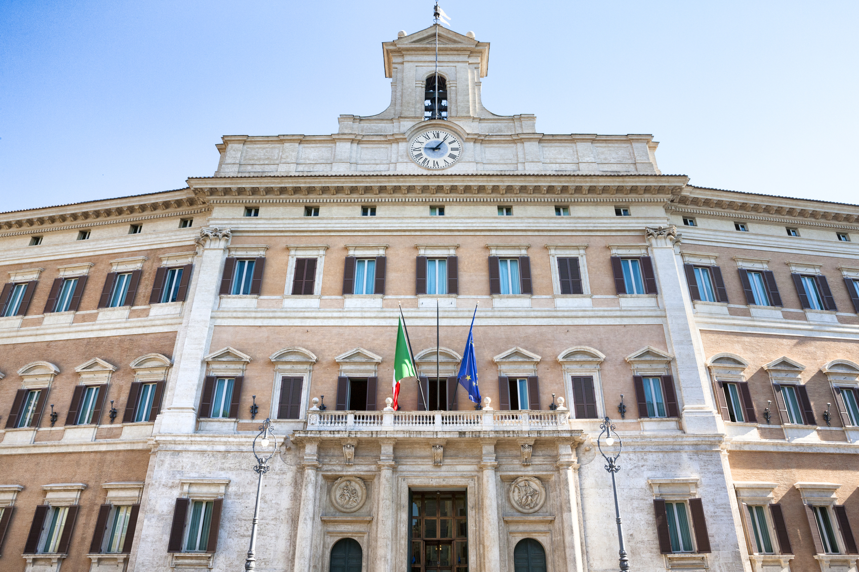 financialounge -  debito pubblico italia
