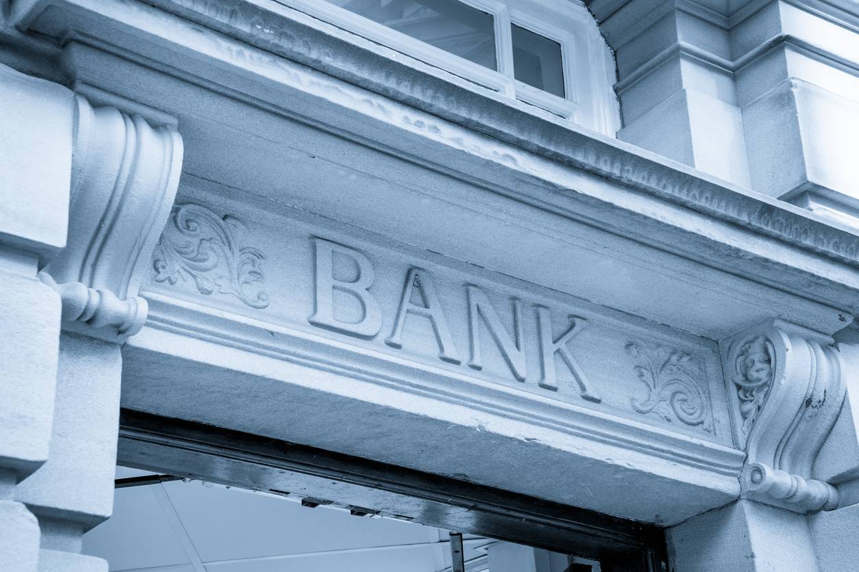 financialounge -  fondo Atlante italia non performing loan settore bancario