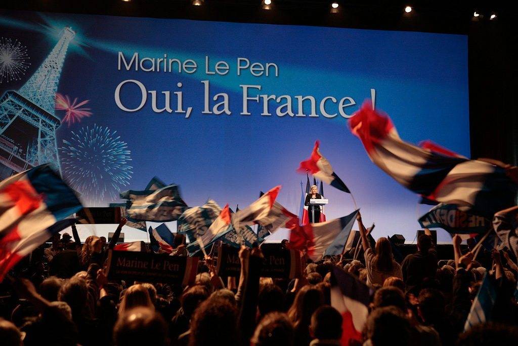 financialounge -  Emmanuel Macron Leonie Hill Capital Marine Le Pen