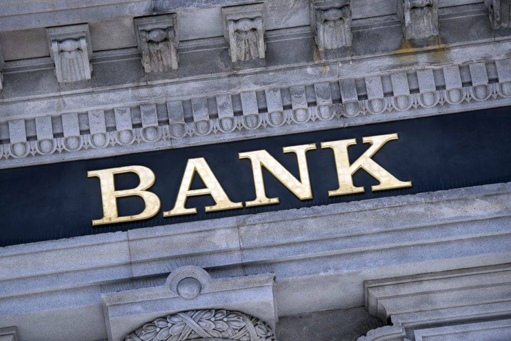 financialounge - cina debito investimenti leva finanziaria settore bancario