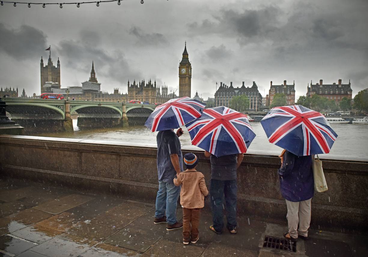 financialounge -  Azad Zangana Bank of England inflazione Regno Unito Schroders sterlina tassi di interesse