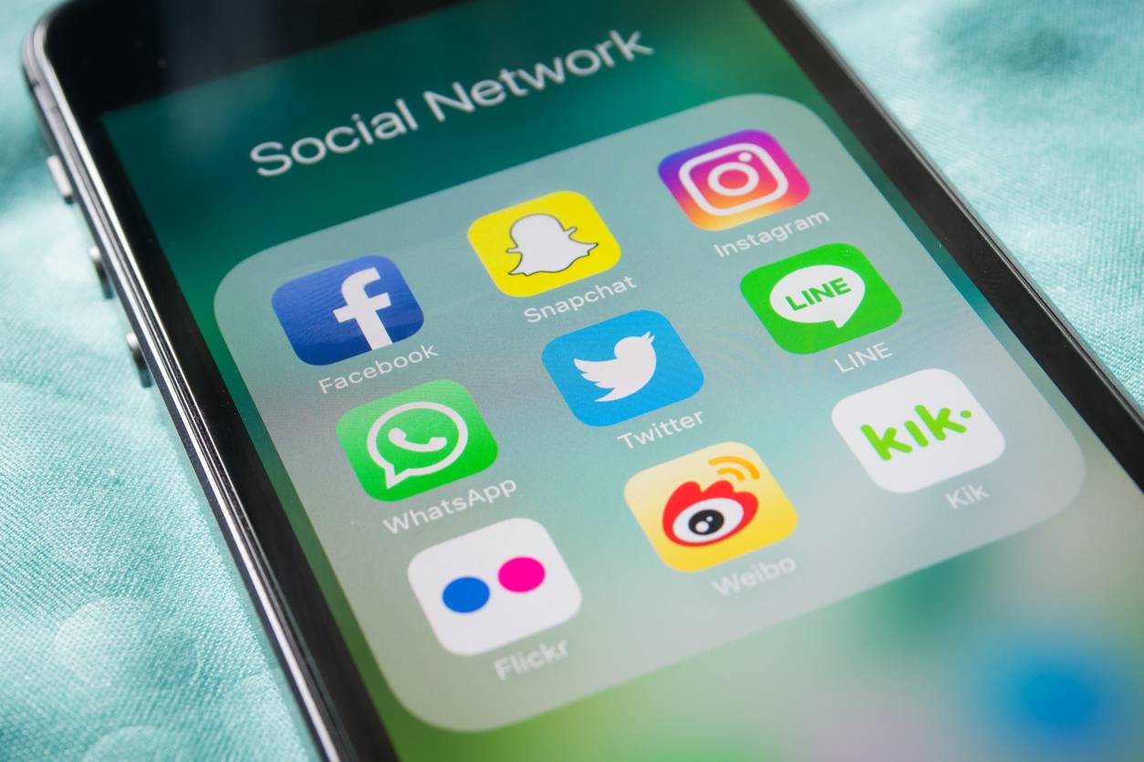 financialounge -  Evan Spiegel IPO millennials Snapchat social network