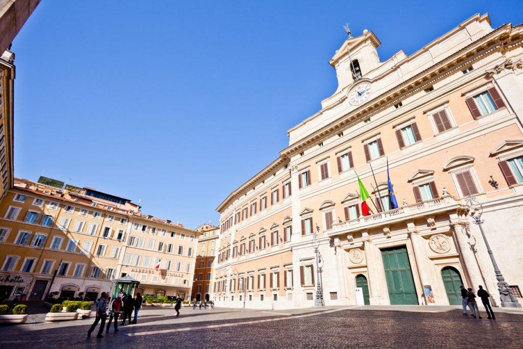 financialounge -  Amundi azioni elezioni Italia italia