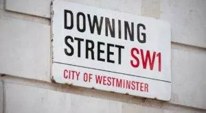 financialounge - Andrew Belshaw BlackRock Brexit gilt Goldman Sachs Asset Management Legg Mason Natixis Investment Managers Nuno Teixeira Regno Unito sterlina