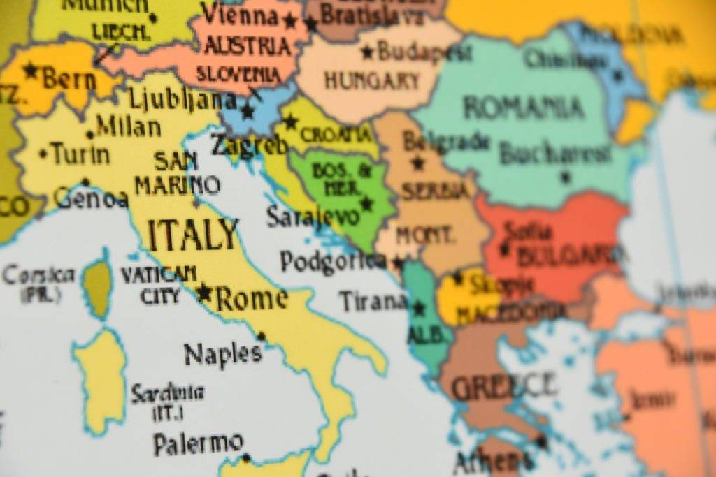 financialounge -  euro Europa italia Joachim Fels PIL PIMCO