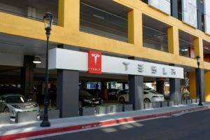 Musk sulle orme di Ford: ha reinventato la Model T più di un secolo dopo?