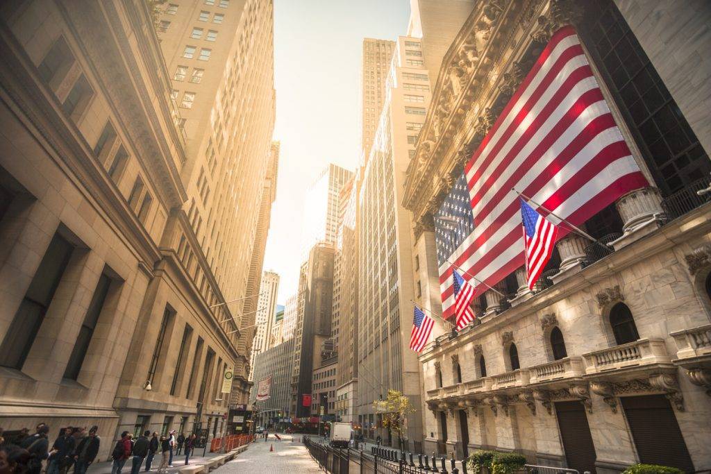 financialounge - beni di consumo buyback mercati azionari settore sanitario settore tecnologico settori USA utilities Wall Street