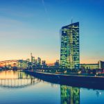 UBS Global Wealth Management: nel 2024 la Bce taglierà i tassi di 75 punti base, la Fed di 50