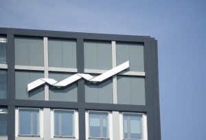 Borsa di Francoforte prima in Europa. Ma c’è il trucco…