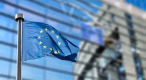 financialounge - Azad Zangana BCE Ethenea Mario Draghi Schroders Yves Longchamp