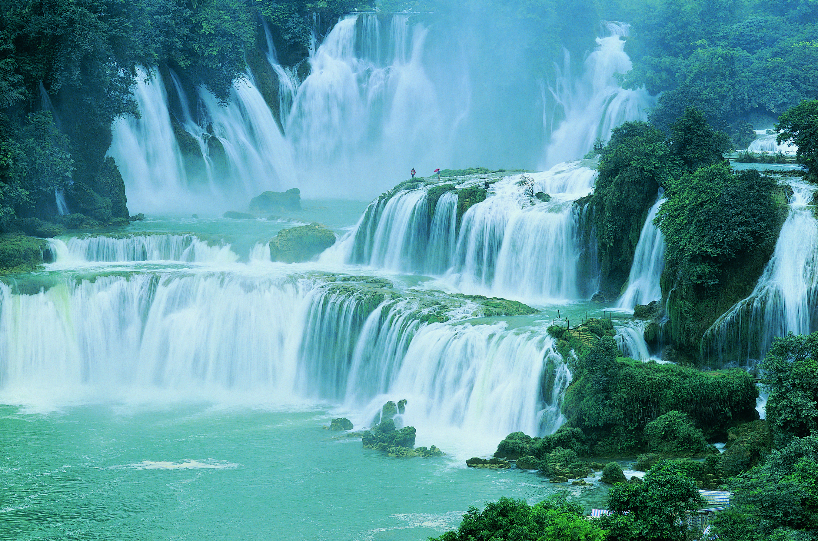 Обои красивые водопады. Дэтянь. Водопад Игуасу. Водопад Мосбрей. Водопад Фэнго.