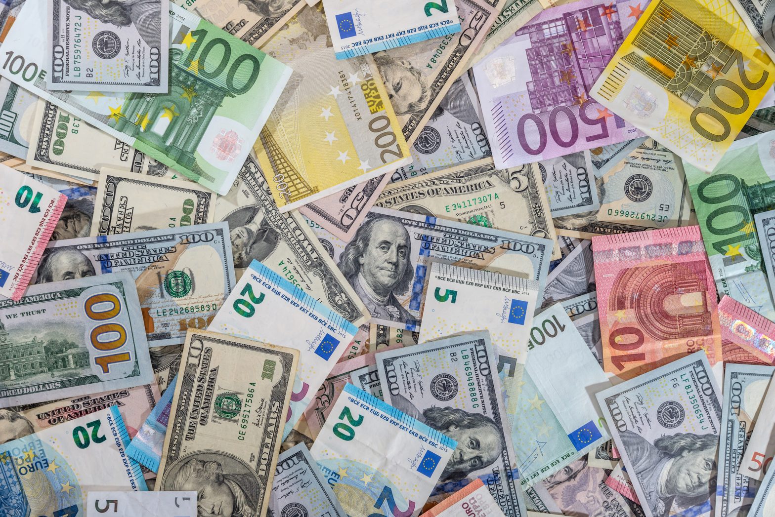 financialounge -  dollaro euro Natixis IM Ostrum Asset Management Valutario