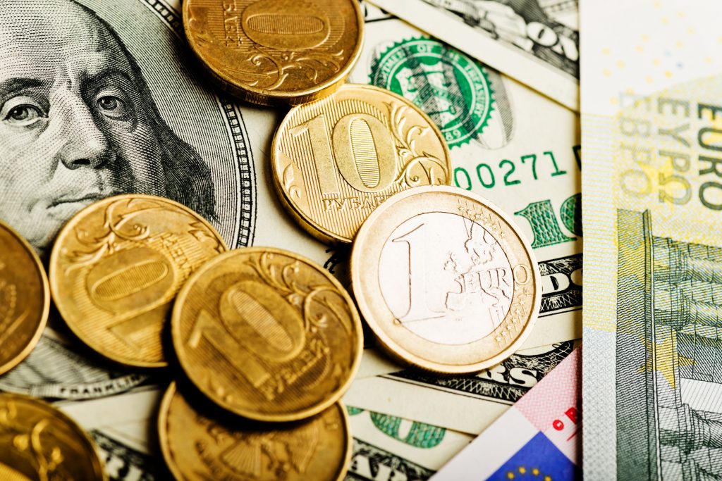 financialounge - dollaro euro Generali Investments Thomas Hempell Valutario