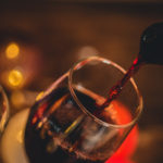 Bottiglia di vino francese pregiato venduta per oltre 900mila euro