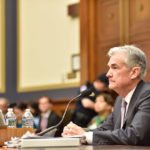 Powell: falco o colomba? Riflettori puntati sulla conferenza stampa d’esordio