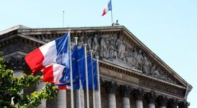 financialounge -  fitch francia legge di bilancio rating Sebastien Lecornu