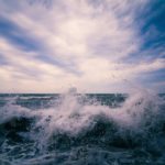 Mare mosso sui mercati, ma i rischi veri sono esterni