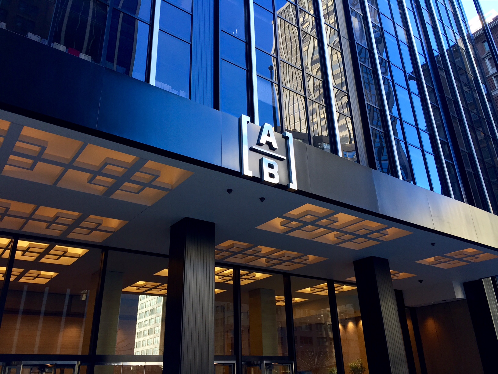 financialounge -  AllianceBernstein ETF investimenti Noel Archard