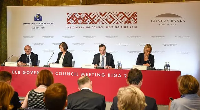 financialounge -  BCE Mario Draghi quantitative easing tassi di interesse