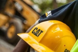 Caterpillar ci ripensa: l’economia globale tira