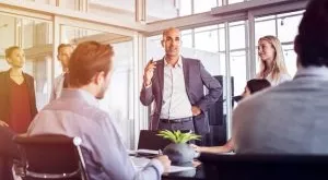 financialounge - Andy Howard azionariato attivo engagement Engagement Blueprint ESG finanza sostenibile Kimberley Lewis Schroders