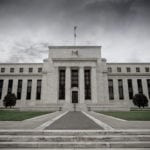 Curva dei tassi USA: se la Fed non rallenta i rialzi nel 2020 ci sarà una recessione