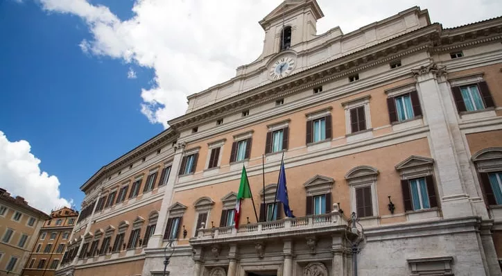 financialounge - BlackRock Bruno Rovelli debito italia titoli di stato