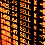 Mercato azionario, c’è chi dice che (forse) è il momento di vendere