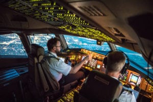 AAA America: cercansi piloti di aereo, ma anche muratori e carpentieri
