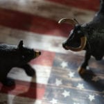 Wall Street ai record, ma c’è chi avvista l’orso