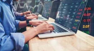 financialounge -  Amundi correzione di borsa valutazioni volatilità