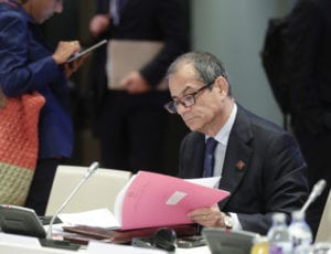 Economia italiana, i costi del braccio di ferro con la UE sono già visibili