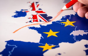 Stallo Brexit, un nuovo referendum spingerebbe la sterlina