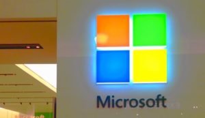 Microsoft, toccata e fuga nel club dei mille miliardi di dollari