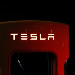 Tesla, rischio fuga degli investitori istituzionali
