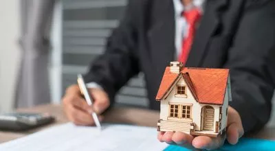 financialounge - Invesco mercato immobiliare Mike Bessell real estate