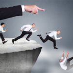 Contro la volatilità scappare non è la soluzione