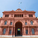 Onde d’urto da Argentina e Hong Kong, ma non c’è un rischio contagio