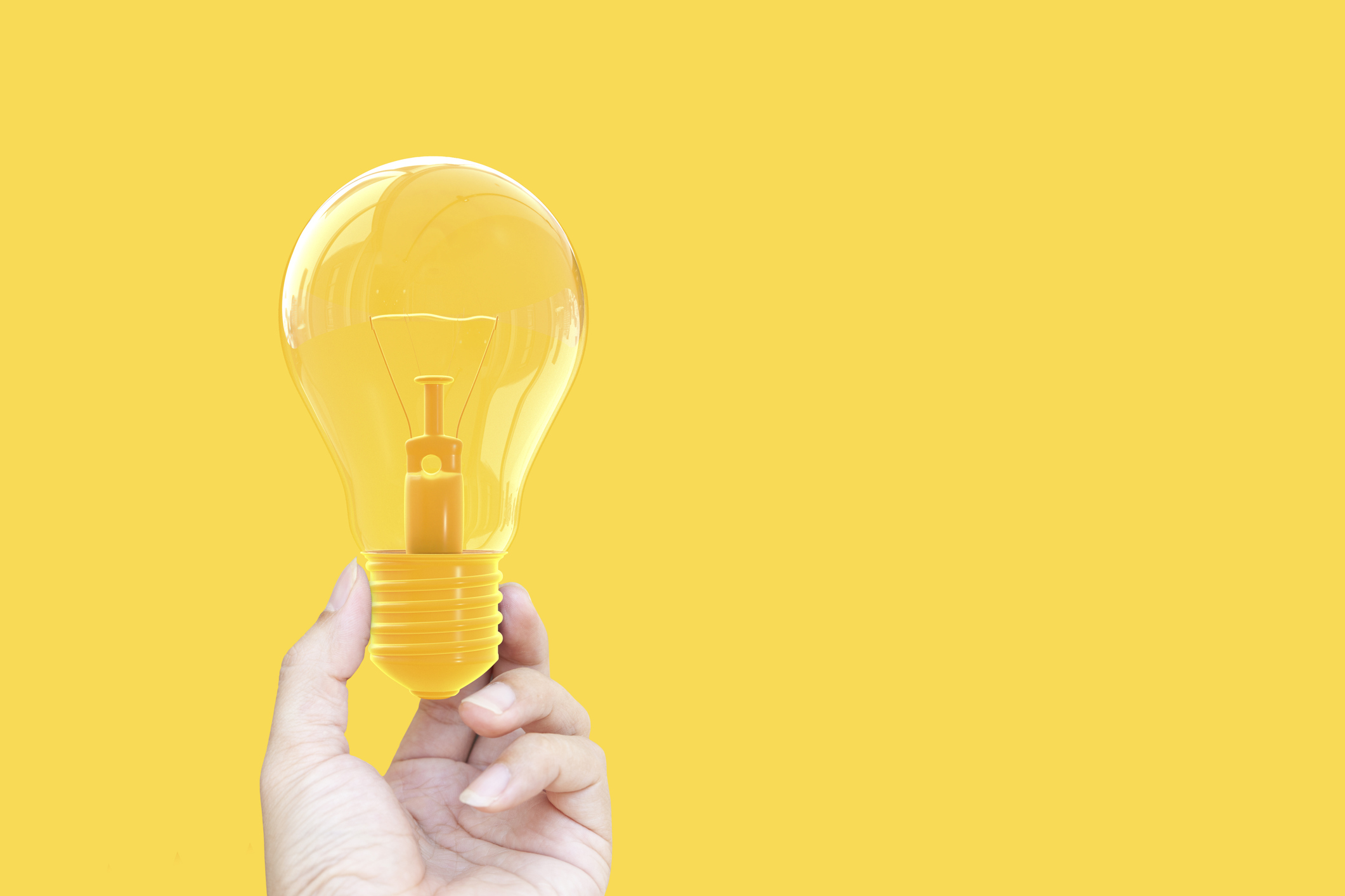 Сделай лампу желтым. Желтый подвесной светильник. Лампочка на белом фоне. Свет лампочки. Желтая настольная лампа.