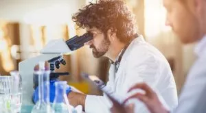 financialounge -  Acceleron Alexion Apellis Pharmaceuticals ArgenX Candriam healthcare Vertex