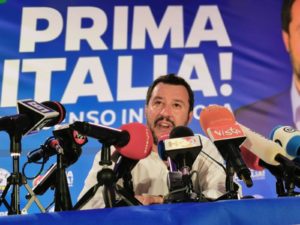 Crisi, la politica rimette sotto pressione Btp e Borsa