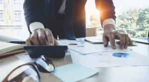 financialounge - AllianceBernstein obbligazioni subordinate settore bancario
