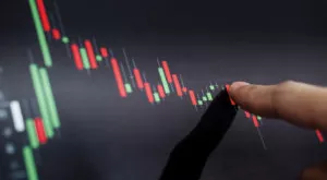 financialounge - azionario europeo growth Hedge Invest Sgr Marc Chapman value