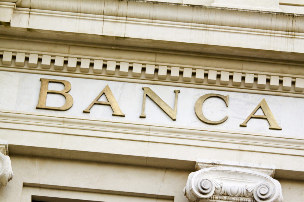 financialounge -  banche banche italiane crisi di governo Morning News spread