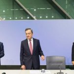 Draghi imbraccia il bazooka, ma non scopre tutte le carte