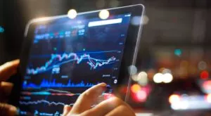 financialounge - Allianz Global Investors rendimento rischio Stefan Rondorf