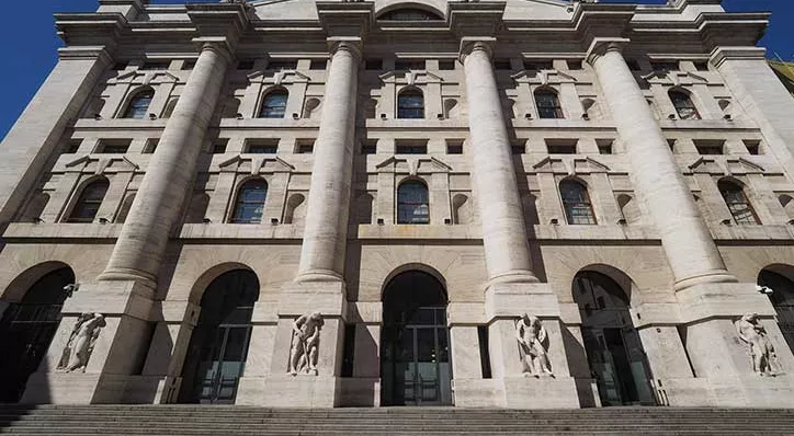 financialounge -  crisi di governo italia spread